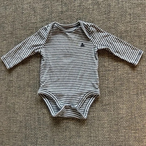 ⭐️ GAP 11-PIECE BUNDLE – Baby Boy Outfits 3–6 Months - Picture 1 of 11
